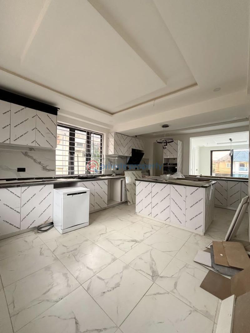 5 bedroom Detached Duplex For Sale Omole Phase 1 Ikeja Lagos - 6