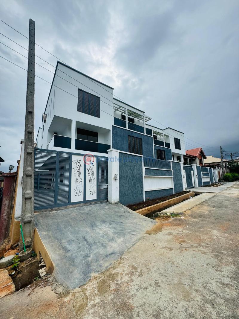 5 bedroom Detached Duplex For Sale Omole Phase 1 Ikeja Lagos - 15