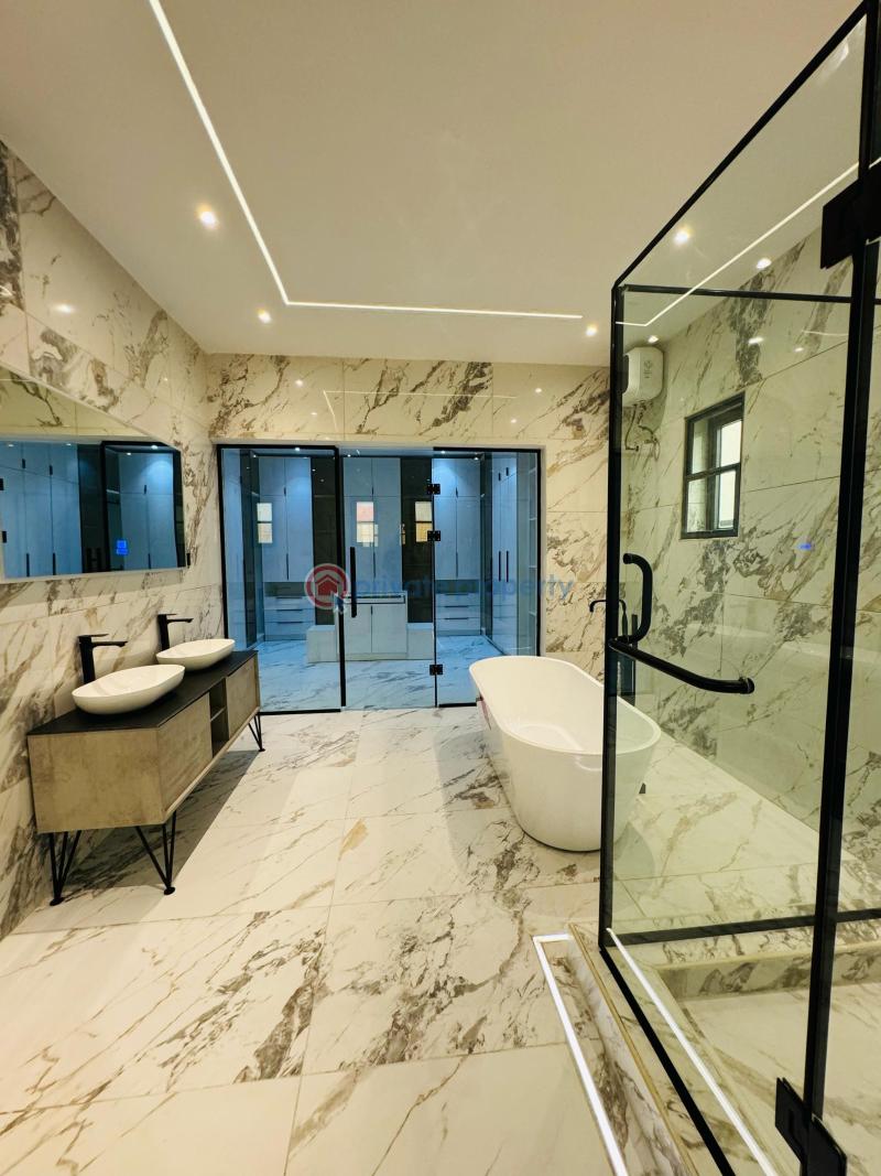 5 bedroom Detached Duplex For Sale Omole Phase 1 Ojodu Lagos - 3