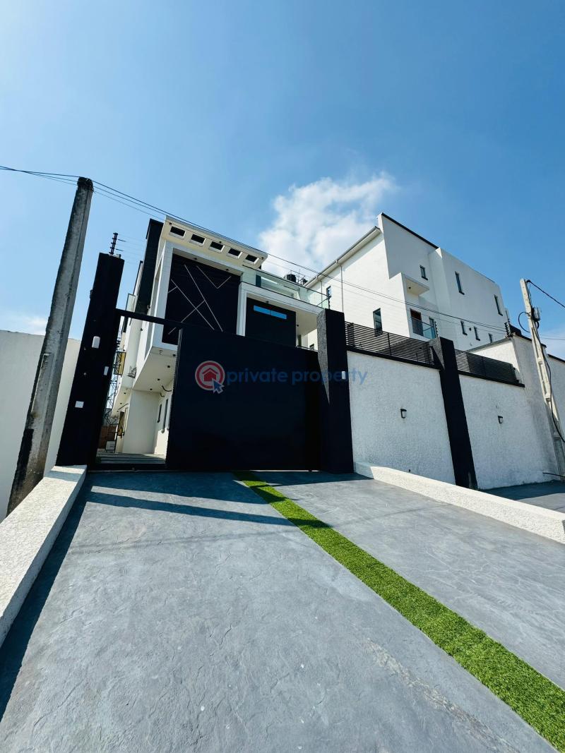 5 bedroom Detached Duplex For Sale Omole Phase 1 Ojodu Lagos - 0