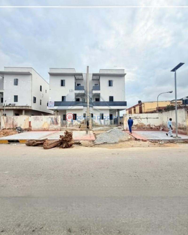 4 bedroom Detached Duplex For Sale Ogudu Lagos - 0