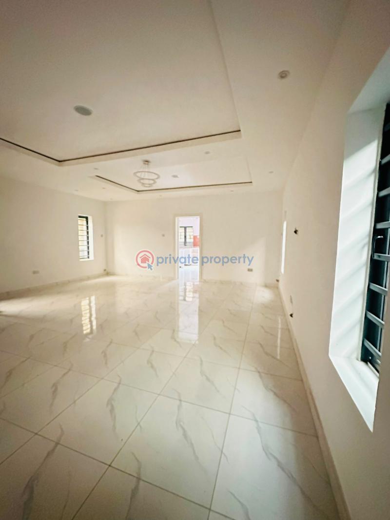 5 bedroom Detached Duplex For Sale Gbagada Lagos - 4