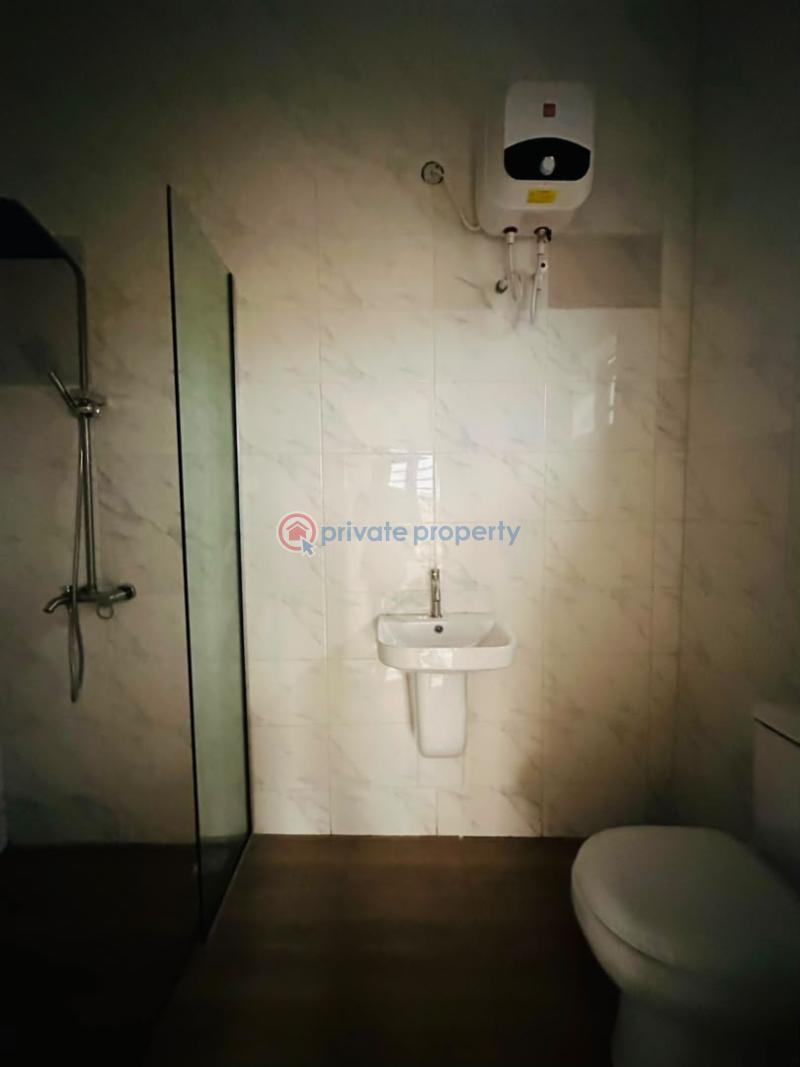 5 bedroom Detached Duplex For Sale Gbagada Lagos - 6