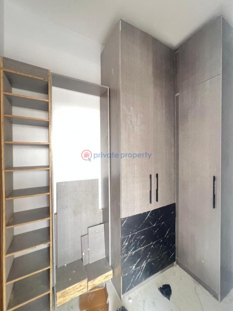 4 bedroom Semi detached Duplex For Sale Omole Phase 1 Ojodu Lagos - 10