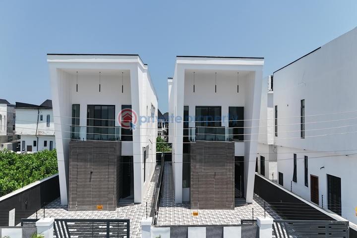 Automated 5 bedroom detached duplex with swimming pool and bq - 0 5 bedroom Detached Duplex For Sale Lekki Lagos - 0