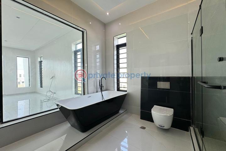 Automated 5 bedroom detached duplex with swimming pool and bq - 12 5 bedroom Detached Duplex For Sale Lekki Lagos - 12