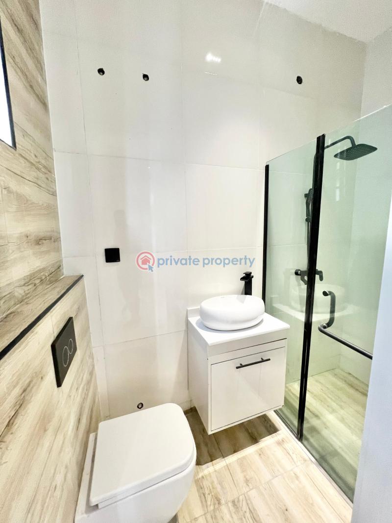 5 bedroom Detached Duplex For Sale Chevron Drive Lekki Lagos - 13