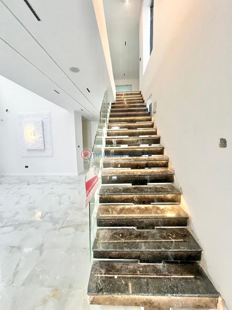 5 bedroom Detached Duplex For Sale Chevron Drive Lekki Lagos - 4