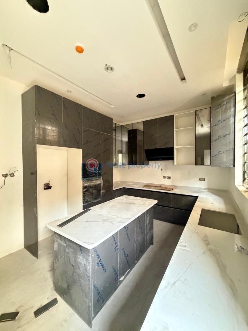 5 bedroom Detached Duplex For Sale Omole Phase 2 Ojodu Lagos - 4