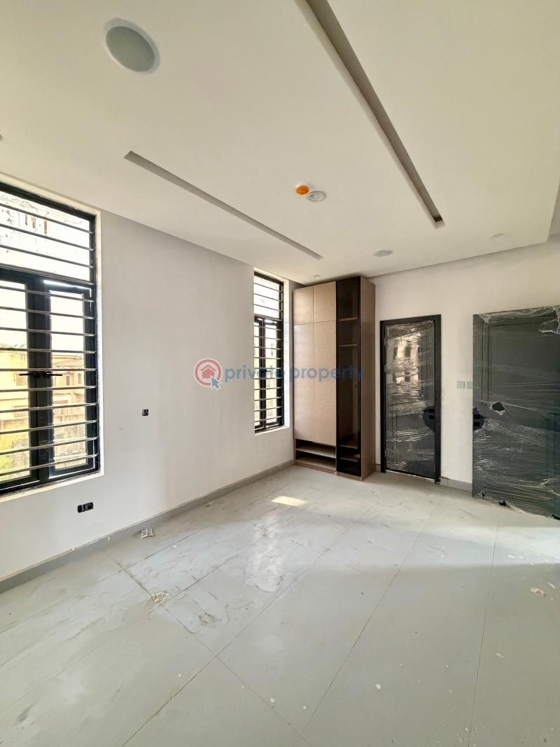 5 bedroom Detached Duplex For Sale Omole Phase 2 Ojodu Lagos - 8