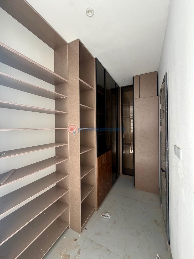 5 bedroom Detached Duplex For Sale Omole Phase 2 Ojodu Lagos - 13