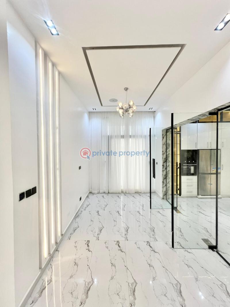 5 bedroom Duplex For Sale Chevron Drive Lekki Lagos - 2