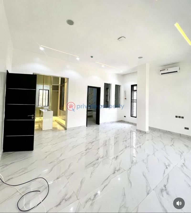 7 bedroom Detached Duplex For Sale Guzape Main Guzape Abuja Phase 1  - 2
