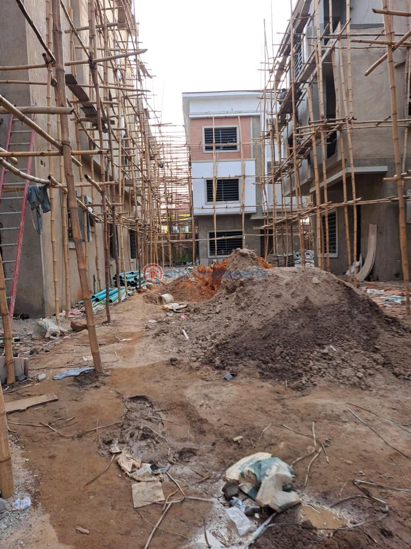 5 bedroom Detached Duplex For Sale Shonibare Estate, Maryland Ikeja Lagos - 2