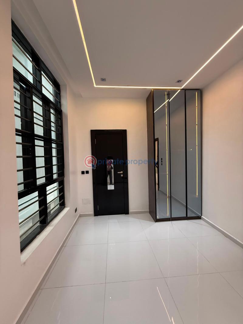 5 bedroom Detached Duplex For Sale Chevron Drive Lekki Lagos - 5