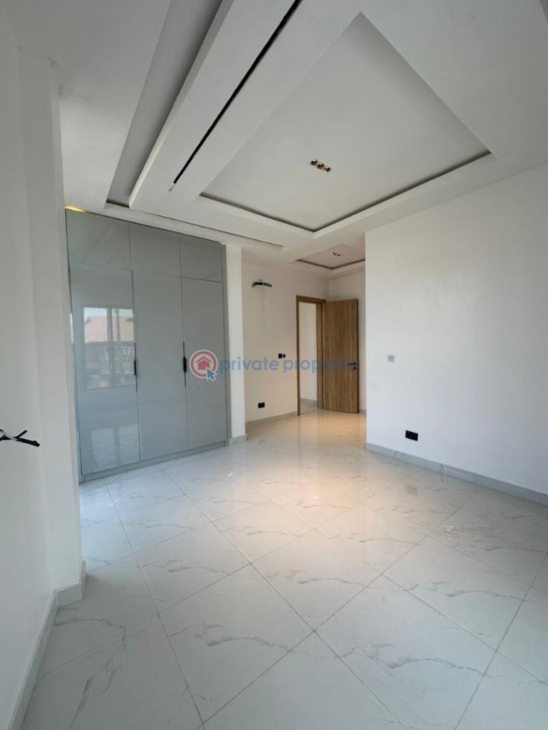 Automated smart 4 bedroom terraced duplex with bq - 10 4 bedroom Terraced Duplex For Sale Lekki Phase 1 Lagos - 10