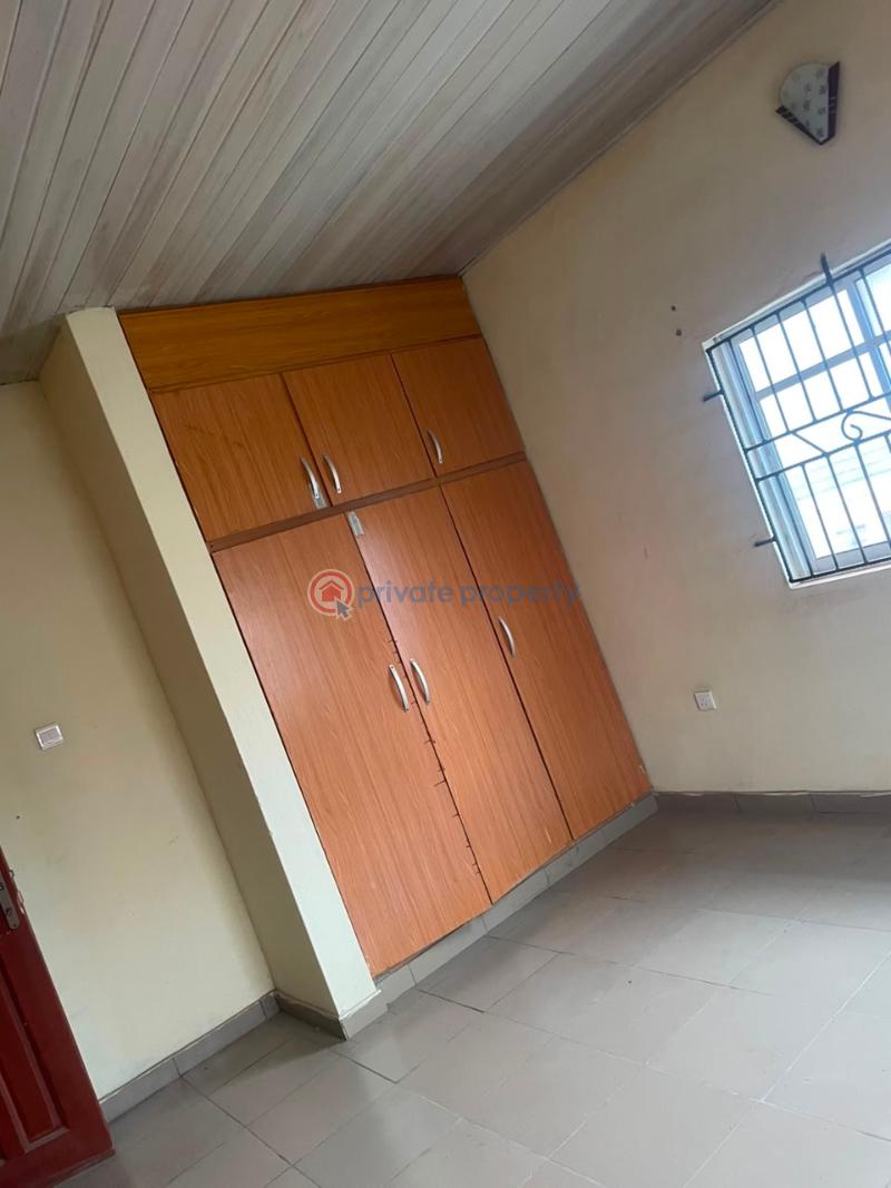 2 bedroom Block Of Flats For Rent T Junction Elebu Akala Express Ibadan Oyo - 0