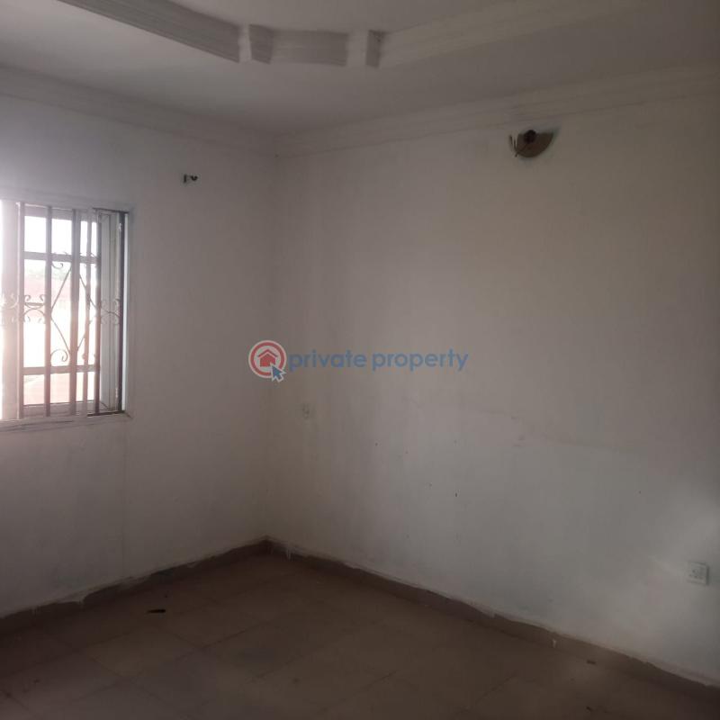 3 bedroom Block Of Flats For Rent Olusetan Elebu Oja Akala Express Ibadan Oyo - 0