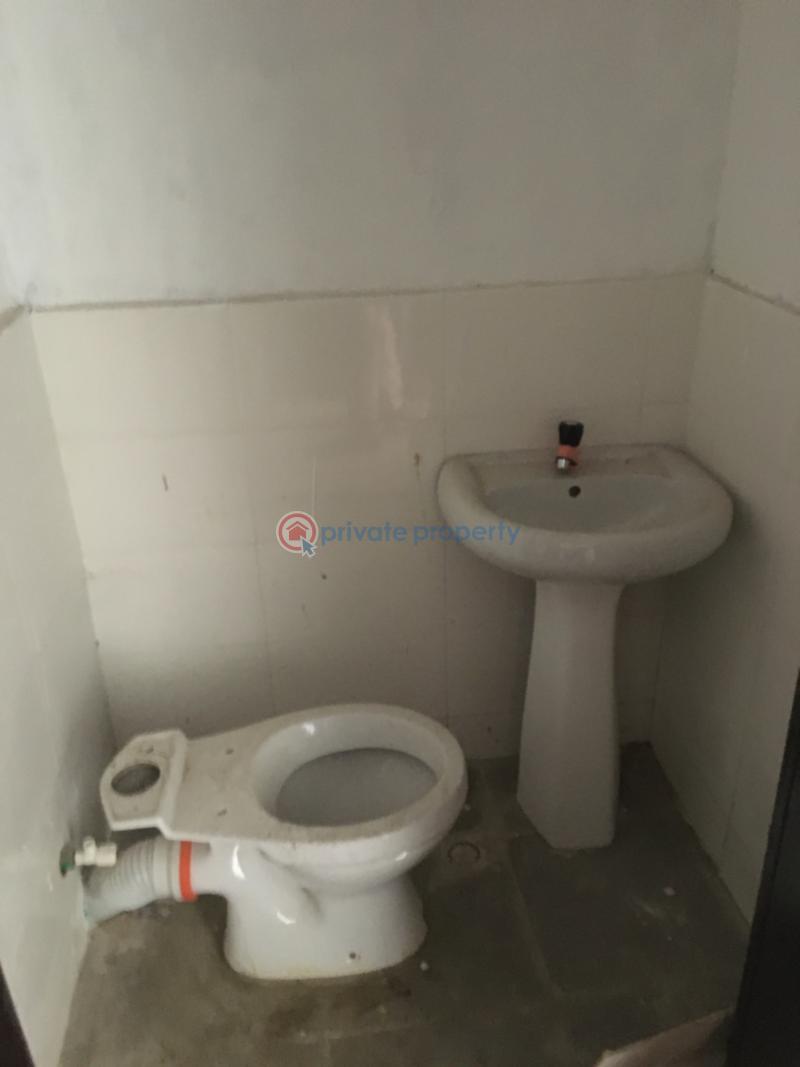 Office For Rent Off Ikeja GRA Lagos - 5