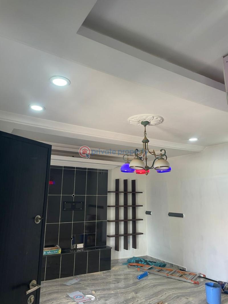 1 bedroom Block Of Flats For Rent Oke Ibukun Elebu Akala Express Ibadan Oyo - 0