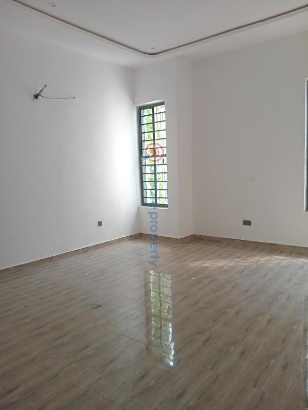4 bedroom Terraced Duplex For Sale Phase 1 Ologolo Lekki Lagos - 10