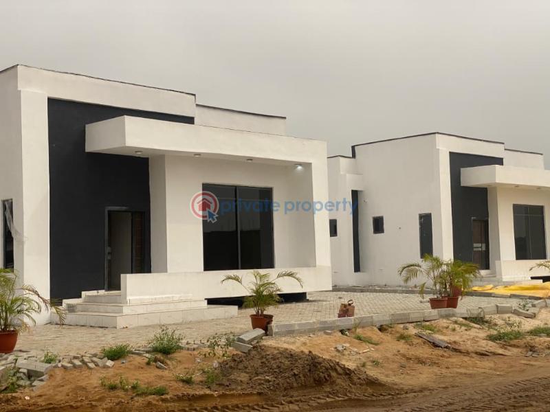 4 bedroom Detached Bungalow For Sale Igando Ibeju-Lekki Lagos - 5