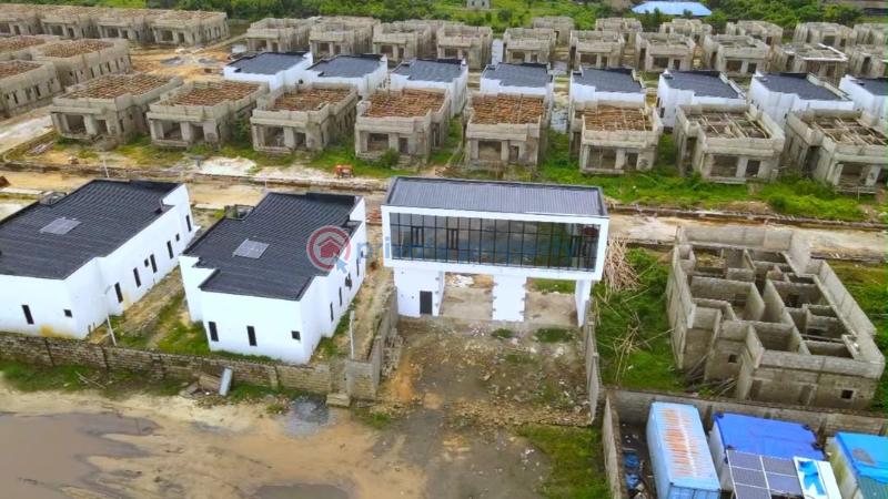 4 bedroom Detached Bungalow For Sale Igando Ibeju-Lekki Lagos - 24