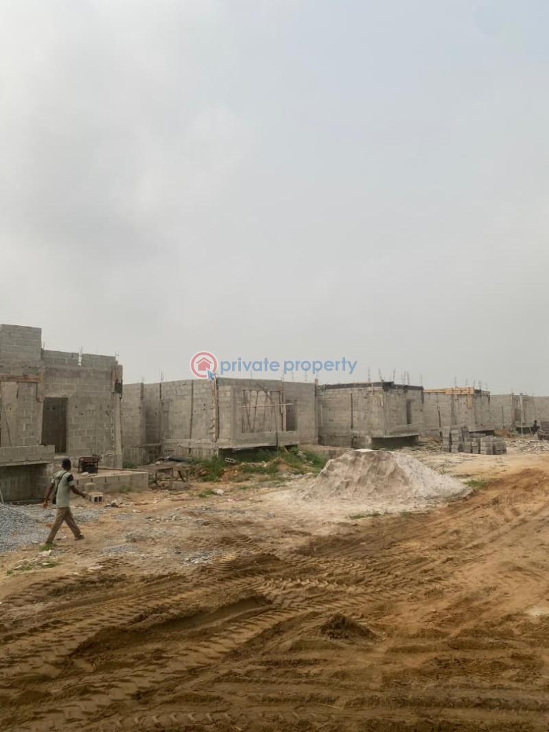 4 bedroom Detached Bungalow For Sale Igando Ibeju-Lekki Lagos - 18