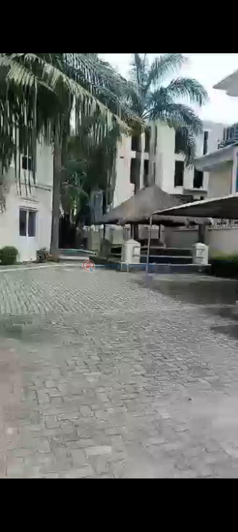 2 bedroom Block Of Flats For Sale Banana Osland Banana Island Ikoyi Lagos - 1