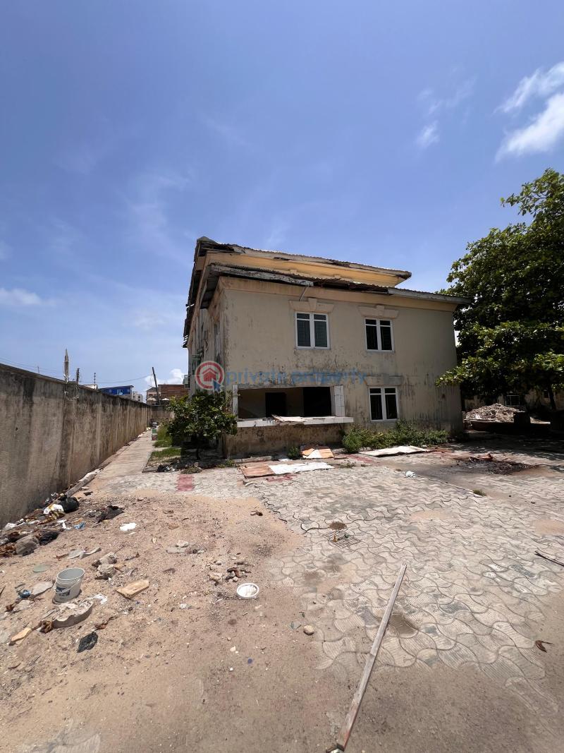 House For Sale Alpha Beach Road Ikate Elegushi Lekki Lagos - 2