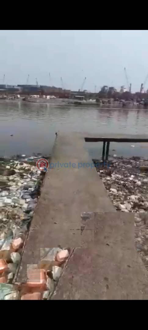 Beareland with jetty suitable for residential. - 4 Residential Land For Sale Badagry Road Apapa Gra Lagos Badagry Lagos - 4