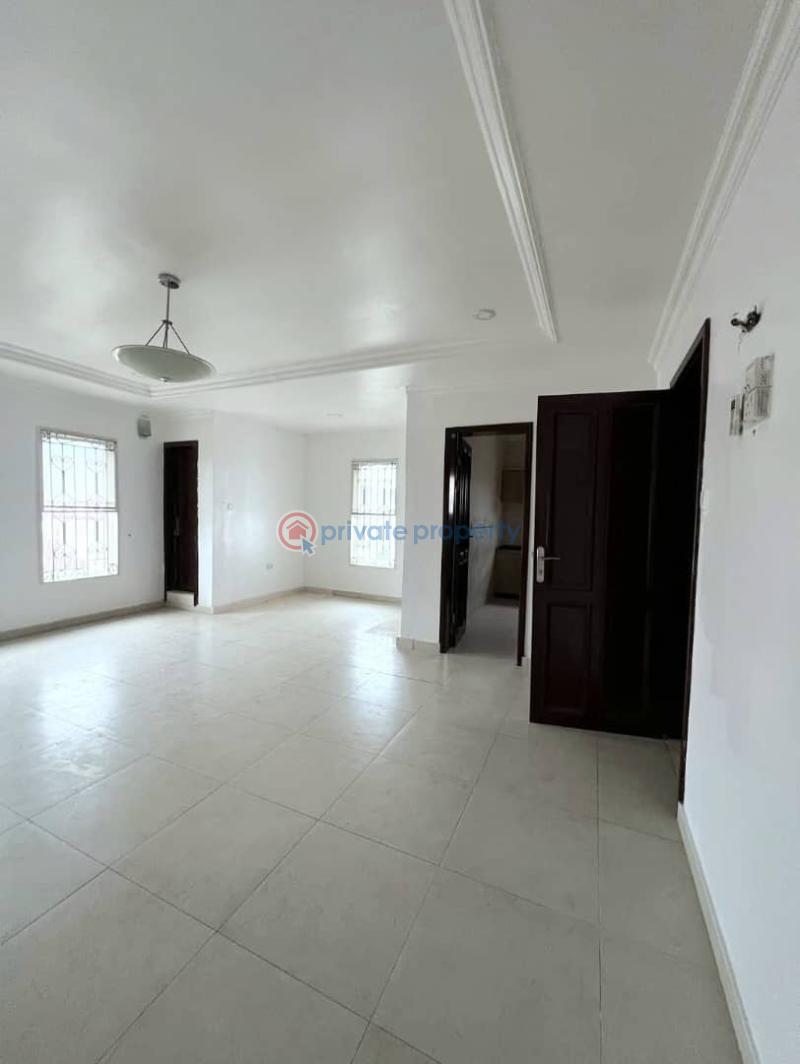 Beautiful 2 𝐁𝐄𝐃𝐑𝐎𝐎𝐌 𝐀𝐏𝐀𝐑𝐓𝐌𝐄𝐍𝐓 - 3 2 bedroom Flat & Apartment For Rent Lekki Phase 1 Lagos - 3