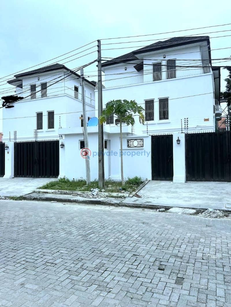 2 bedroom Flat & Apartment For Rent Lekki Phase 1 Lagos - 0