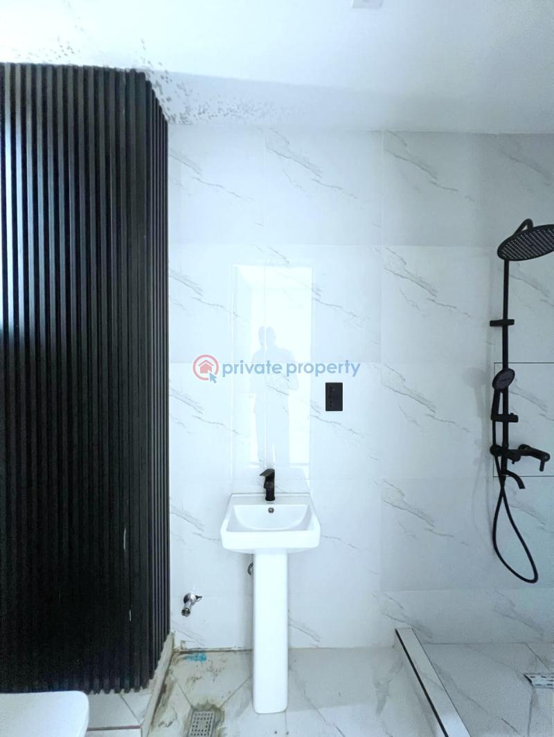 2 bedroom Flat & Apartment For Sale Lekki Phase 1 Lagos - 2