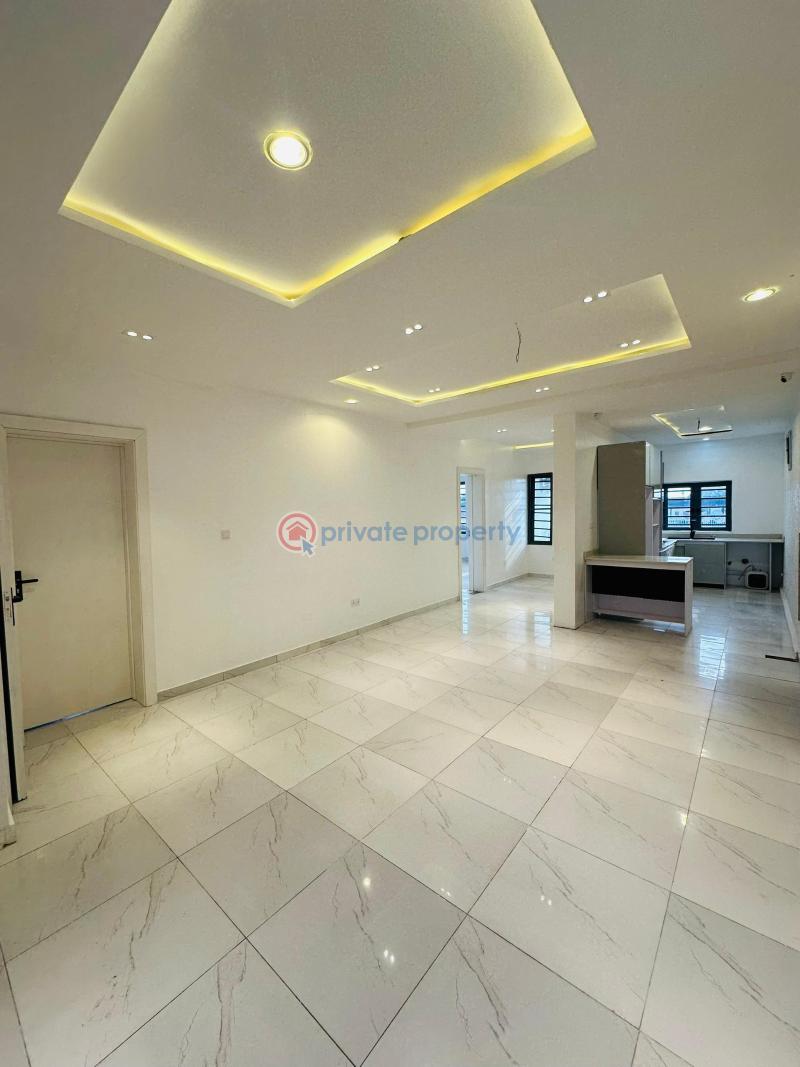Beautiful 2 bedroom apartment with communal pool - 1 2 bedroom Block Of Flats For Sale Ikate Lekki Lagos - 1
