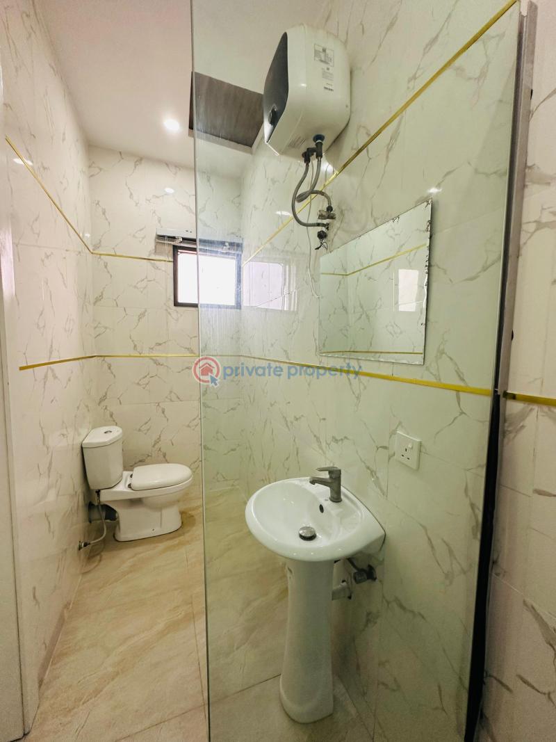 Beautiful 2 bedroom apartment with communal pool - 12 2 bedroom Block Of Flats For Sale Ikate Lekki Lagos - 12