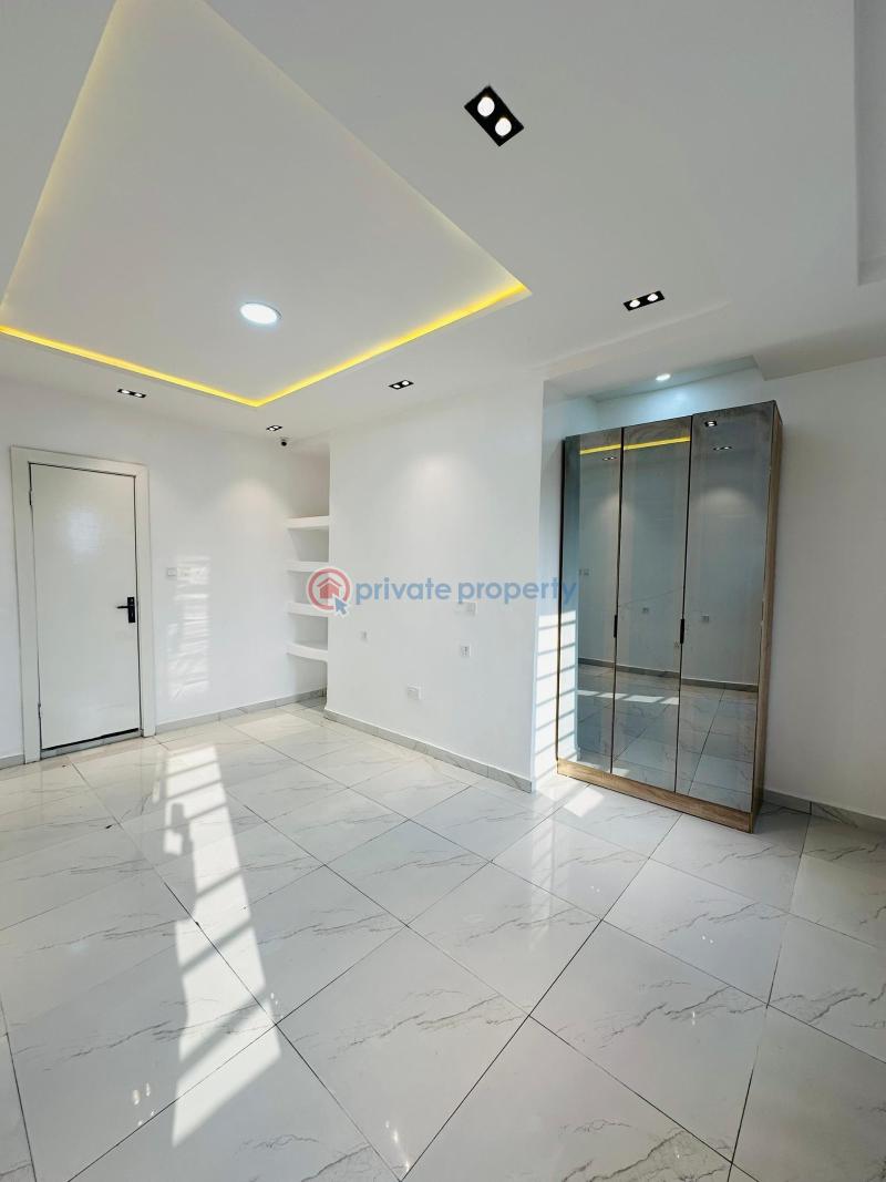 Beautiful 2 bedroom apartment with communal pool - 7 2 bedroom Block Of Flats For Sale Ikate Lekki Lagos - 7