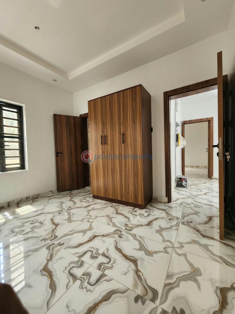 2 bedroom Block Of Flats For Sale Ilupeju Lagos - 5