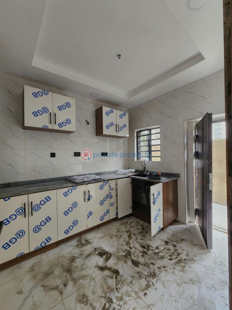 2 bedroom Block Of Flats For Sale Ilupeju Lagos - 2