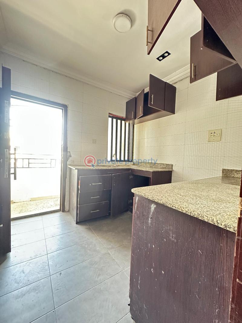 3 bedroom Flat & Apartment For Rent Ologolo Lekki Lagos - 1
