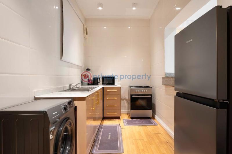 3 bedroom Flat & Apartment Short let Osapa Lekki Lagos - 3