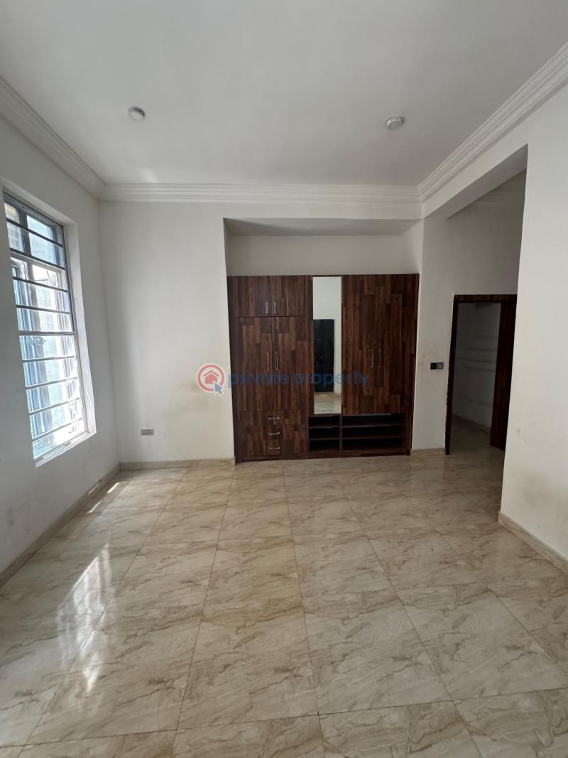 3 bedroom Block Of Flats For Rent Oniru Victoria Island Lagos - 1
