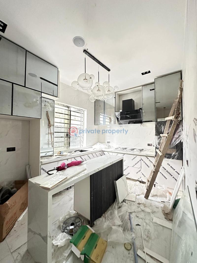 3 bedroom Flat & Apartment For Rent Lekki Phase 1 Lagos - 4