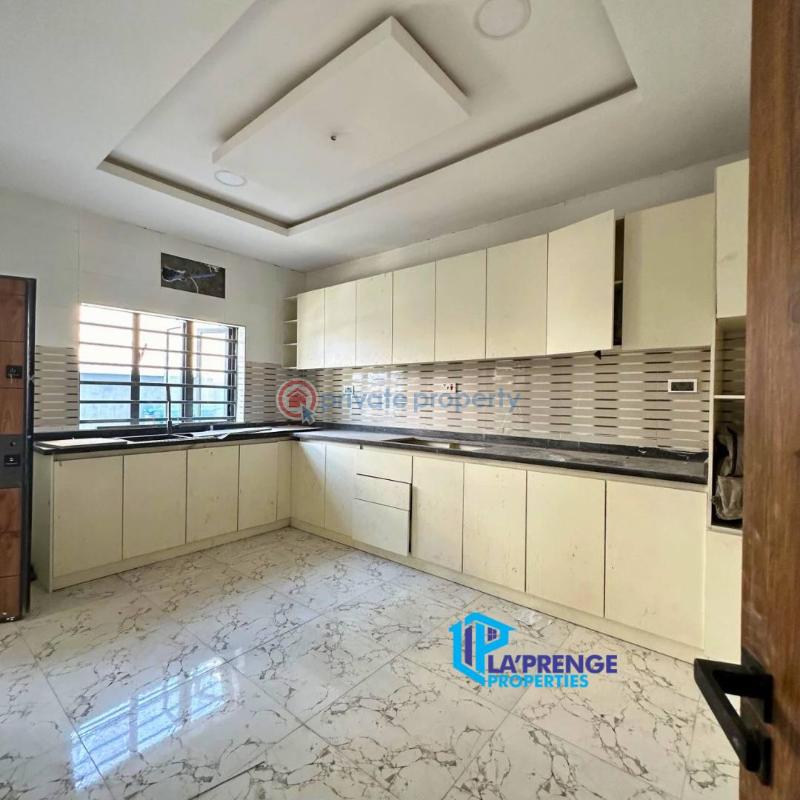 3 bedroom Detached Duplex For Sale Thomas Estate Ajah Lekki Phase 2 Lagos - 5