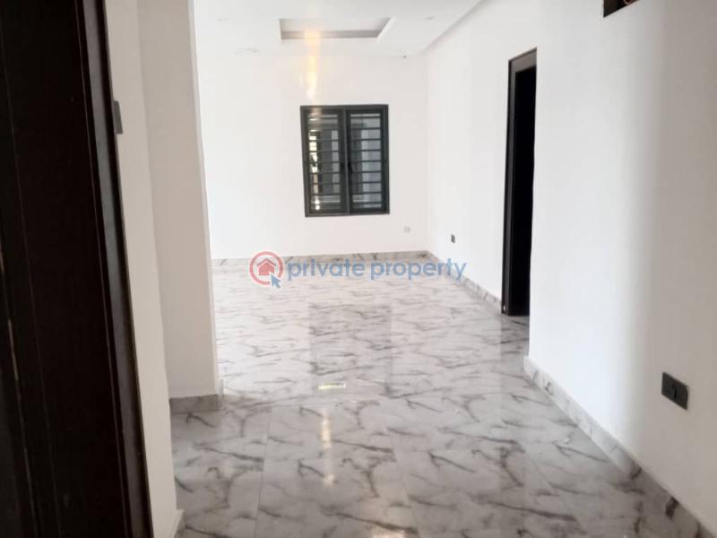 Beautiful 3bdrm flat in a good area - 6 3 bedroom Block Of Flats For Sale Ogba GRA Lagos - 6