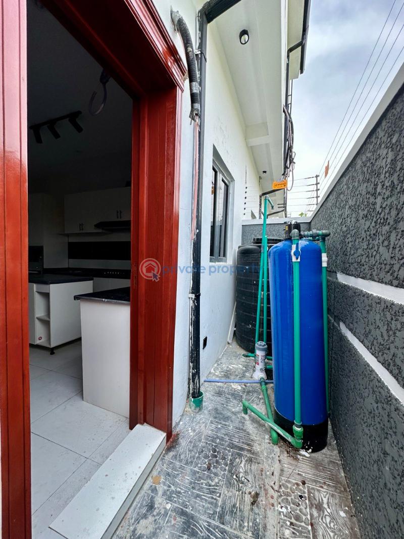 4 bedroom Semi detached Duplex For Sale Ikota Estate Lekki Phase 1 Lagos - 8