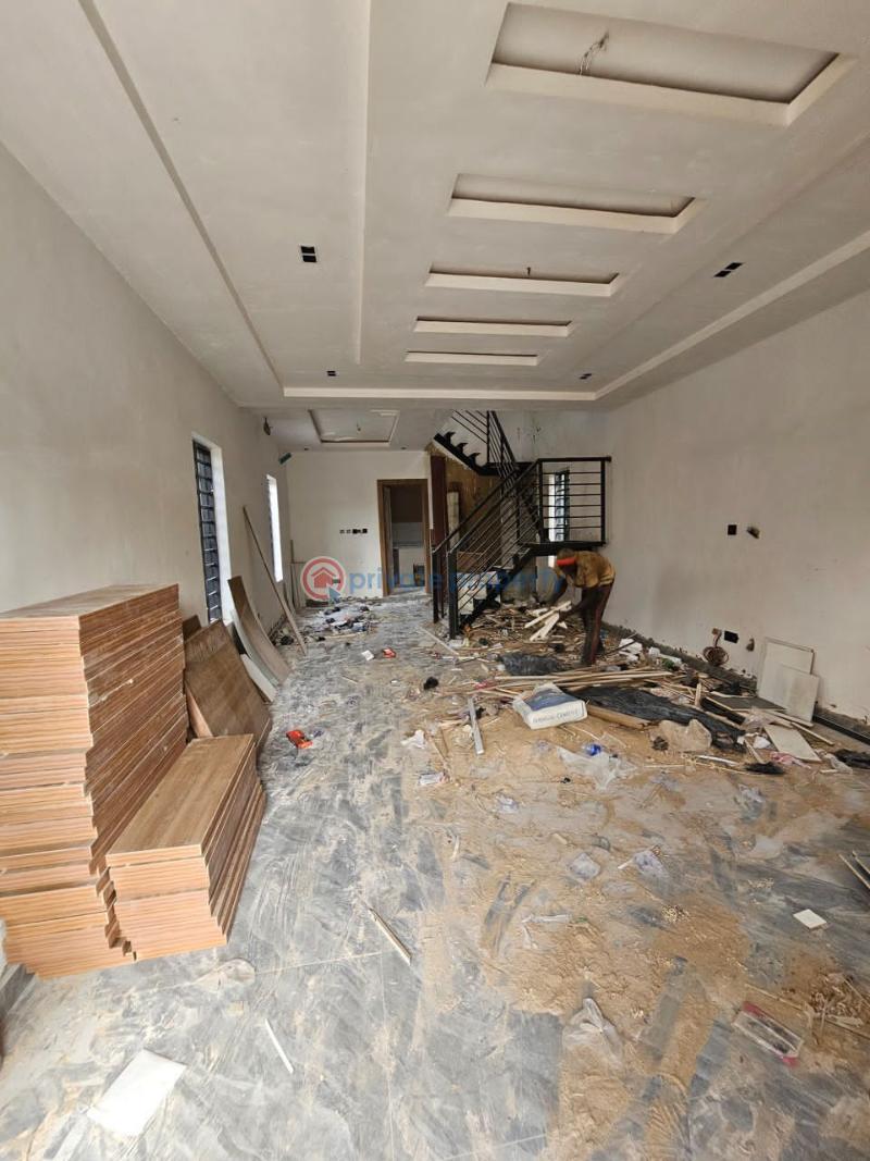4 bedroom Detached Duplex For Sale Gbagada Lagos - 3
