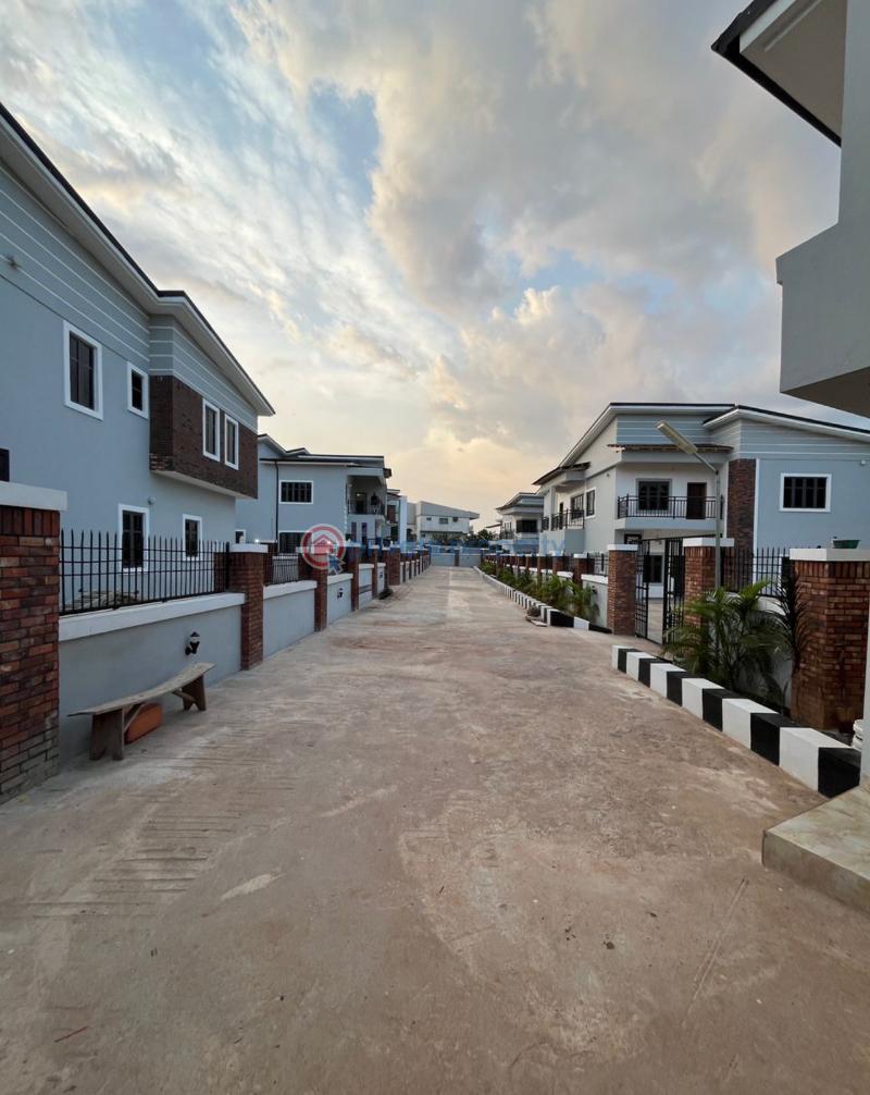 4 bedroom Detached Duplex For Sale Independent Layout Enugu Area  - 1