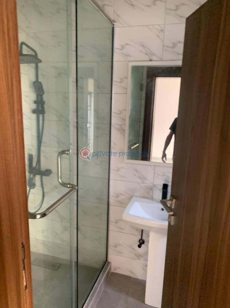 4 bedroom House For Sale Ologolo Lekki Lagos - 3