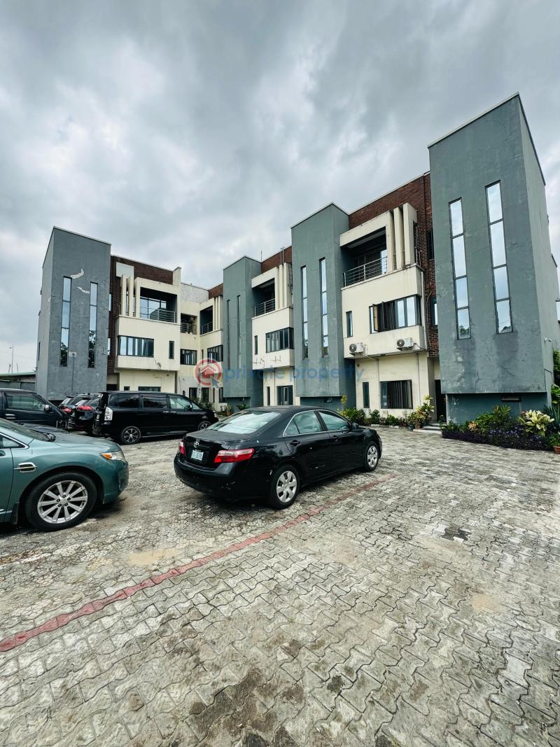 4 bedroom Terraced Duplex For Sale Gbagada Phase 1 Lagos - 0